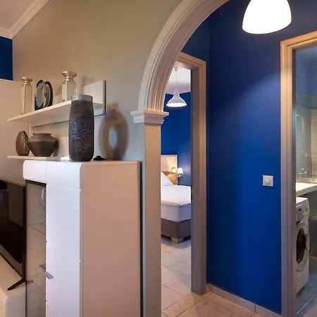 Corfu Design * Corfu (city)