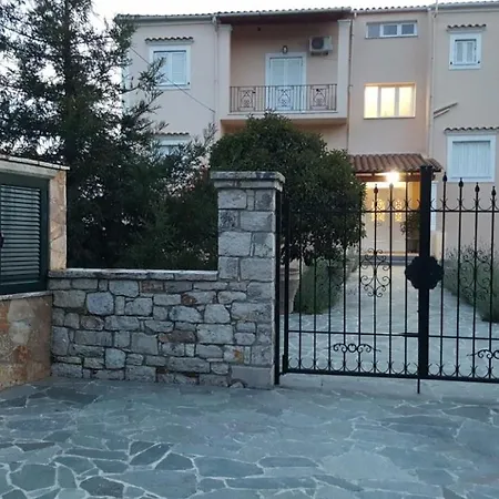 Corfu Design * Corfu (city)