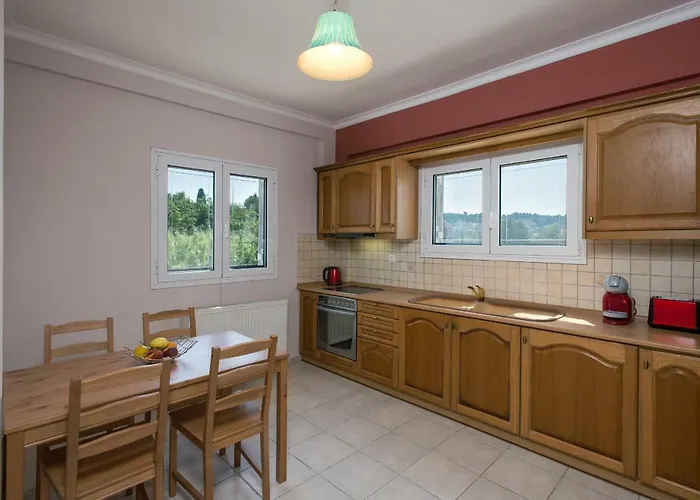 Corfu Design * Corfu (city)