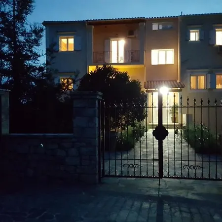Апартаменты Corfu Design *